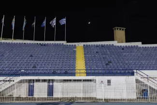 Agé de 31 ans, il avait été grièvement blessé le 7 décembre, lors d’affrontements en marge d’un match de volley-ball. A la suite de ces nouvelles violences, le gouvernement a annoncé la tenue de tous les matchs de football à huis clos jusqu’au 12 février.