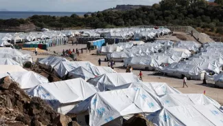 Des tentes de migrants dans le camp de Kara Tepe sur l'île de Lesbos, en Grèce


