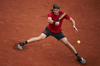 Stefanos Tsitsipas à Barcelone. (M. Queimadelos/Quality Sport Images)


