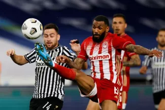 Yann M'vila et l'Olympiakos ont perdu en finale contre le PAOK.