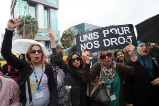 Malgré la dénonciation répétée des conditions de travail dans les centres d'appels Teleperformance (ici à Tunis en 2013), le management demeure problématique. PHOTO / FETHI BELAID / AFP


