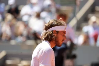 Le Grec Stefanos Tsitsipas a rendu hommage à sa grand-mère dans une publication sur le réseau social Instagram, après sa finale perdue face à Novak Djokovic. (N. Luttiau/L'Équipe)


