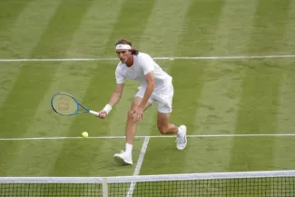 Stefanos Tsitsipas, lors de sa dernière apparition sur le gazon de Wimbledon, il y a deux ans. (S. Boué/L'Équipe)


