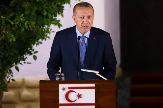 Le président turc Recep Tayyip Erdogan, le 10 juillet 2018, dans la partie nord de  Nicosie. PHOTO / YIANNIS KOURTOGLOU / REUTERS.


