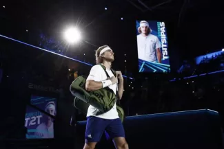 Saison terminée pour Stefanos Tsitsipas. (G. Mangiapane/Reuters)


