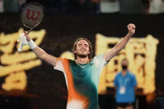 Soulagement pour Stefanos Tsitsipas à l'issue du match. (L. Elliott/Reuters)


