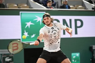 Stefanos Tsitsipas a fini par prendre le meilleur sur Lorenzo Musetti. (P. Lahalle/L'Équipe)


