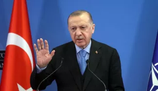 Samedi, le président turc Erdogan a prévenu la Grèce qu'elle paiera un "prix élevé" si elle continue de violer l'espace aérien turc et de "harceler" les avions turcs en mer Égée.


