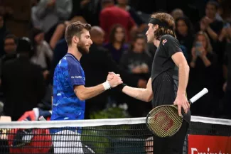 Corentin Moutet (à gauche) était le dernier Français en lice au Rolex Paris Masters. (P. Lahalle/L'Équipe)


