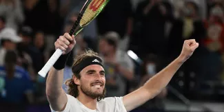 Stefanos Tsitsipas a écarté l'inattendu Tchèque Jiri Lehecka (71e) pour rejoindre une nouvelle fois le dernier carré de l'Open d'Australie © AFP


