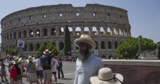 EN DIRECT - Après l’Acropole d’Athènes, le Colisée de Rome pourrait fermer aux heures les plus chaudes.