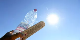 Des températures au delà de 40 °C attendus en Grèce et aux États-Unis.