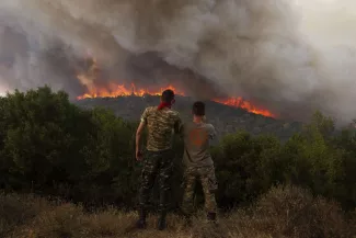 Les incendies en Grèce vont ravager plus de 1 500 kilomètres carrés, déplore le premier ministre.