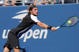 
        Stefanos Tsitsipas s'est incliné contre Thanasi Kokkinakis au 1er tour de l'US Open ce mardi. (Reuters)
    