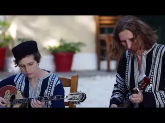 Preview image for the video "Musique grecque - Karotseri trava - Nefeles -- rebetiko - Καροτσέρης".