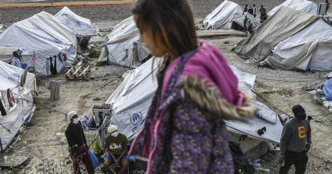 Le camp de réfugiés de Kara Tepe, à Mytilène. ARIS MESSINIS / AFP


