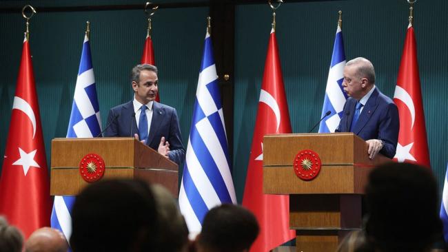 Conférence de presse du Premier ministre grec Kyriakos Mitsotakis et du président turc Recep Tayyip Erdogan. (Turkish presidential press service/AFP)
