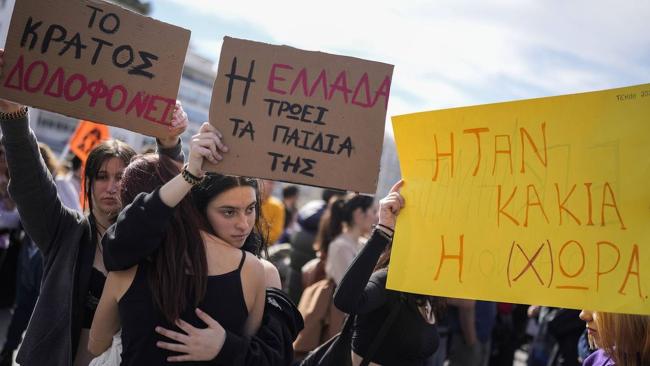 Pour ces élections européennes 2024, seulement 111.926 Grecs de 16 ou 17 ans pourront voter pour la première fois. (Petros Giannakouris/AP/SIPA)