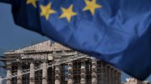 Le Parthénon en chantier, en attendant l'Europe? Au lendemain de l'accord signé par les Grecs avec leurs créanciers européens.


