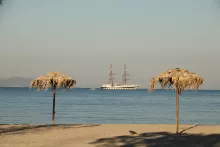 La plage de Glyfada au petit matin